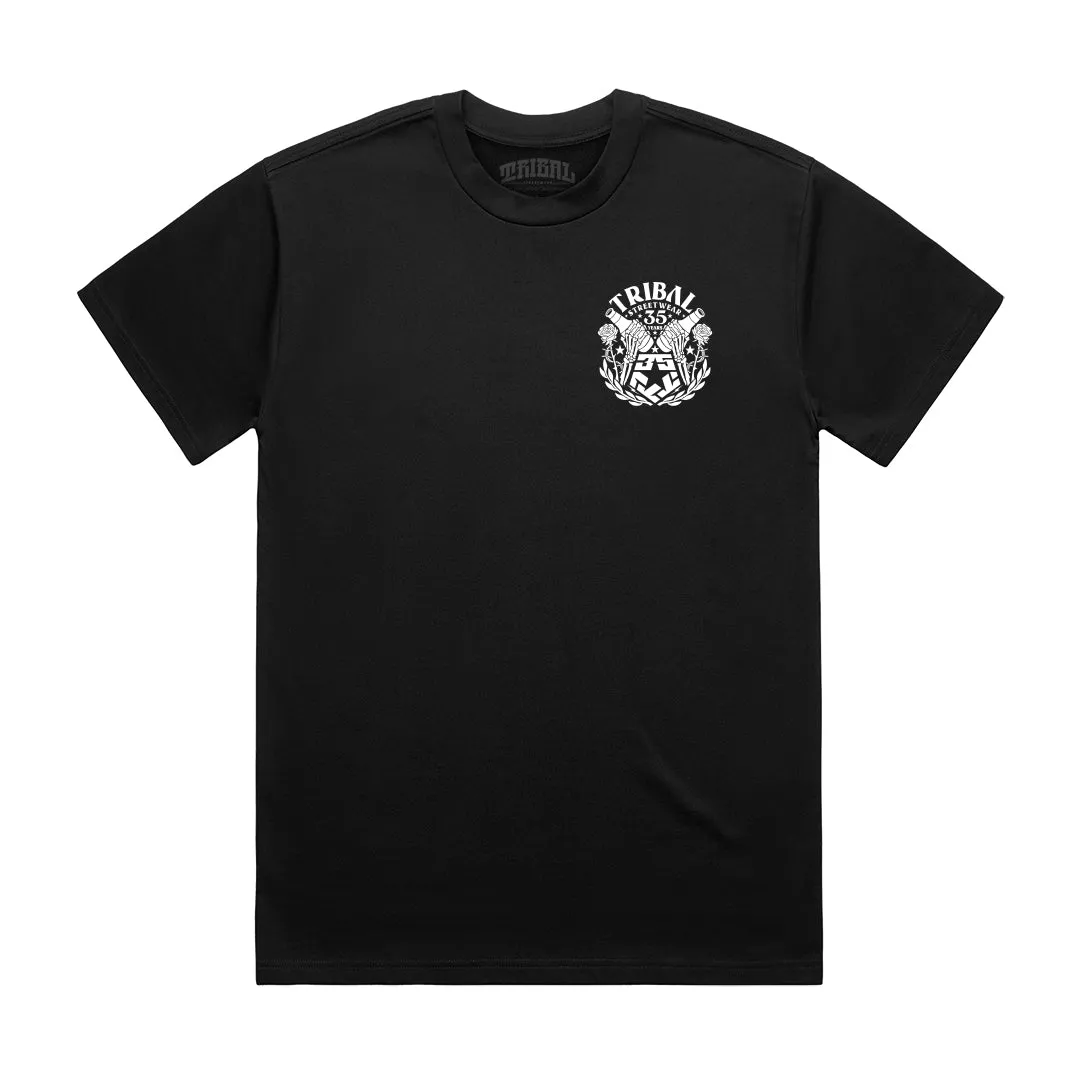 BOTTLES - Men's T Shirt
