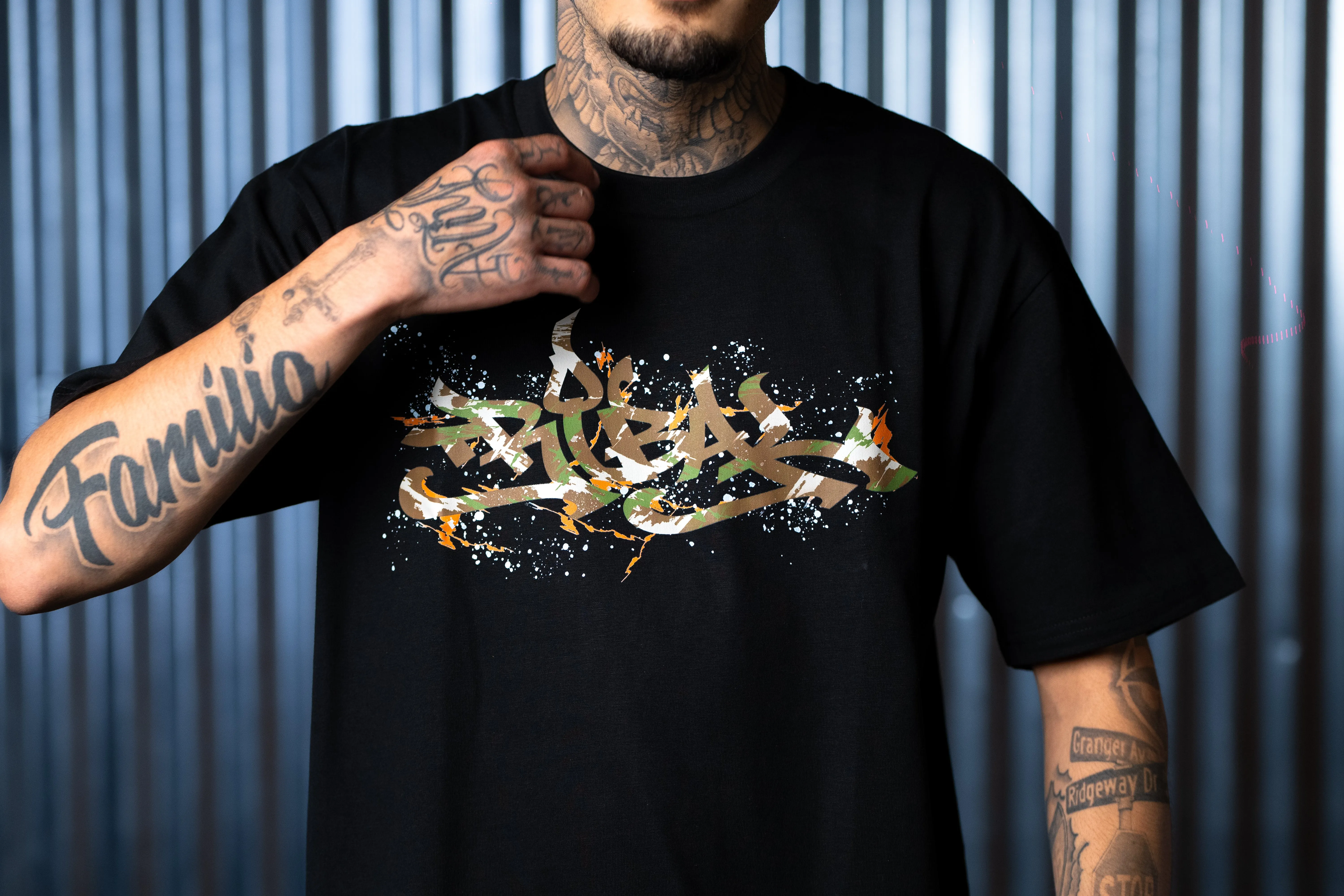 CAMO CLASSIC SPLATS - Men's T Shirt