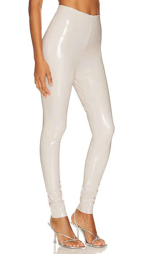 Commando Faux Patent Leather Legging in Light Grey