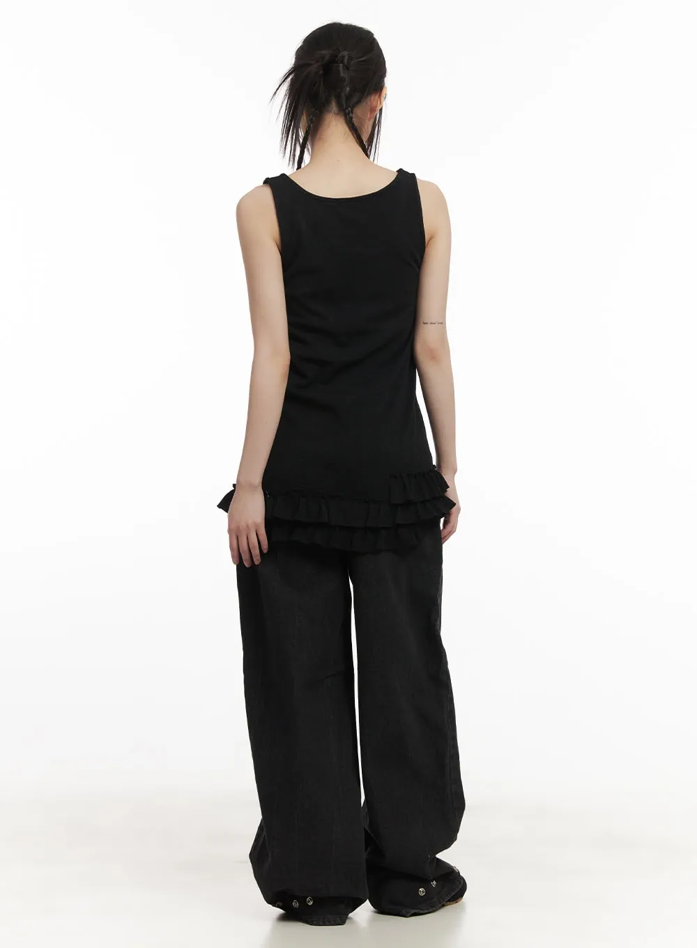Eliz Wide-Fit Buttoned Baggy Jeans CF518