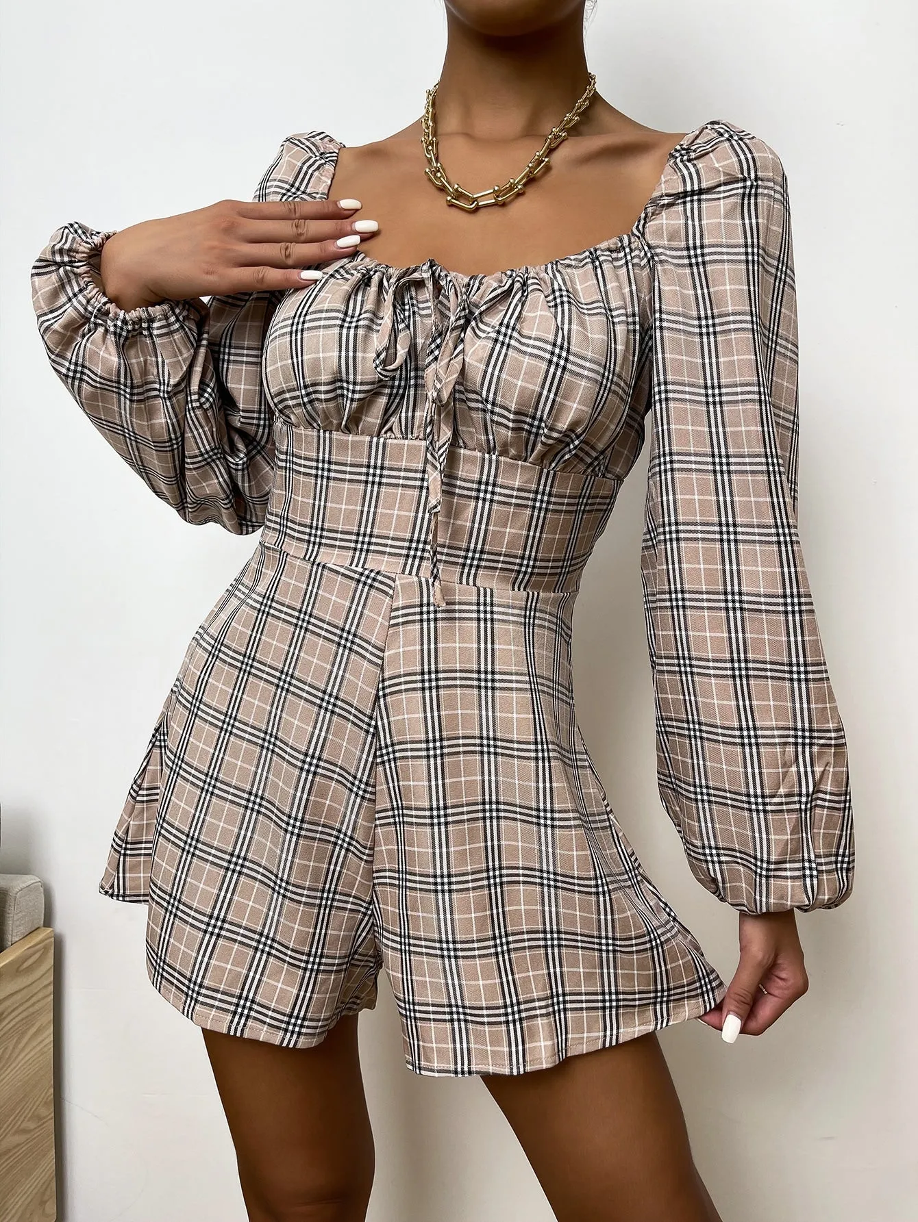 Preppy Tartan Ruched Bust Long Sleeve Scoop Neck High Waist Short Women Jumpsuit